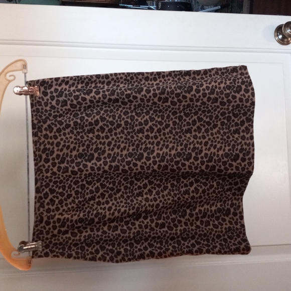 Cheetah Print Suit Set - Picture 3 of 3